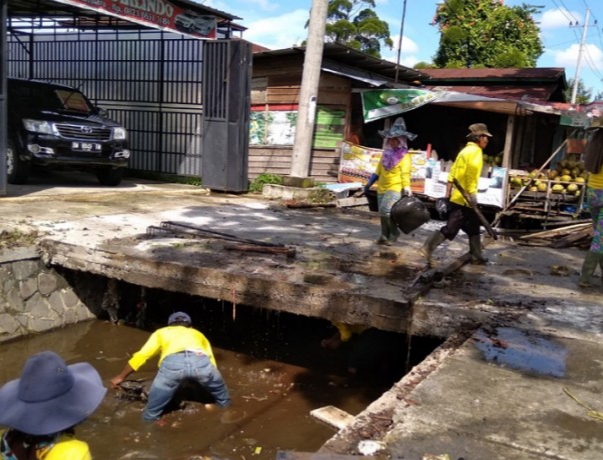 PUPR Surati Pemilik Ruko Bongkar Jembatan agar Mudah Bersihkan Drainase