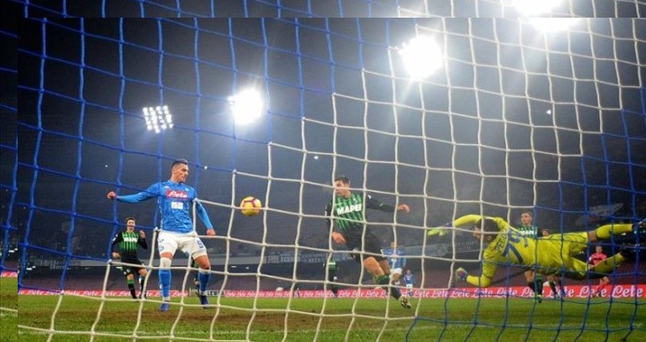 Napoli Melenggang Ke Perempat Final Piala Italia